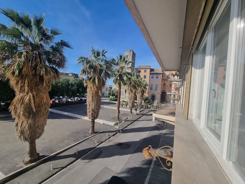 appartamento in vendita a Savona in zona Centro Storico