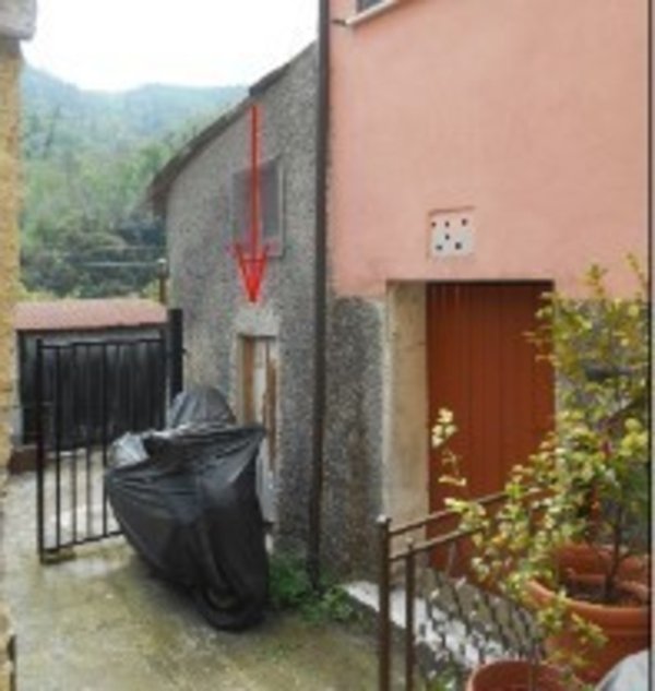 casa semindipendente in vendita a Savona in zona Cimavalle / Botta