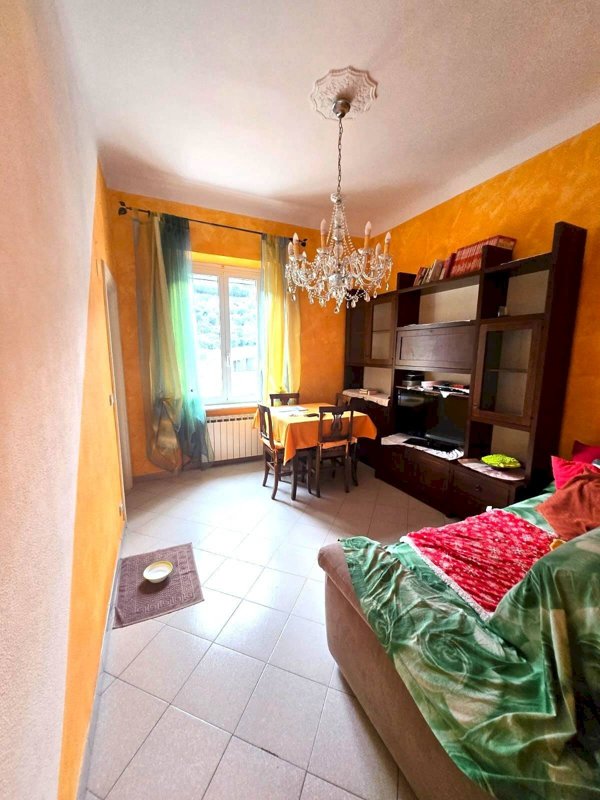 appartamento in vendita a Savona in zona Santuario