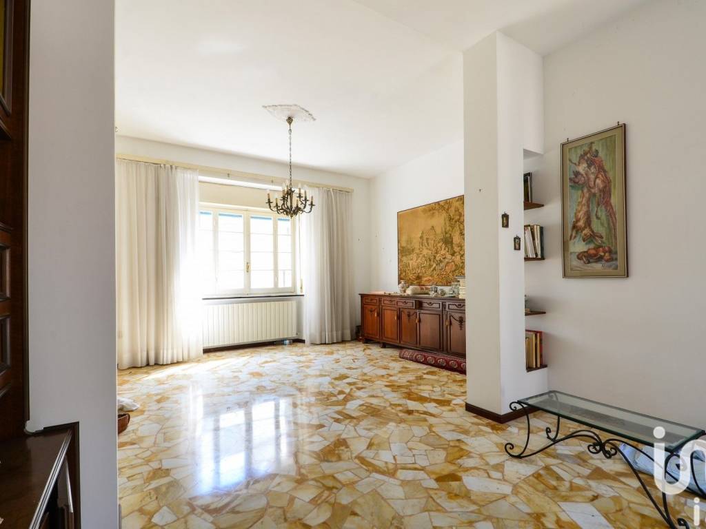 appartamento in vendita a Savona