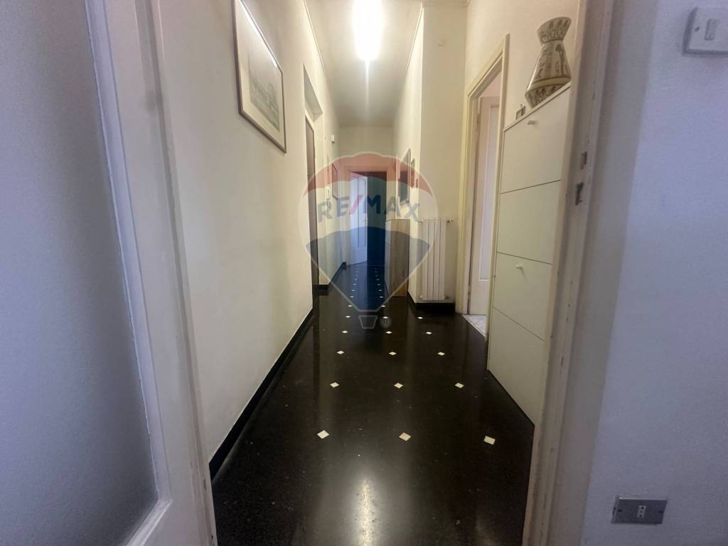 appartamento in vendita a Savona in zona Centro Storico