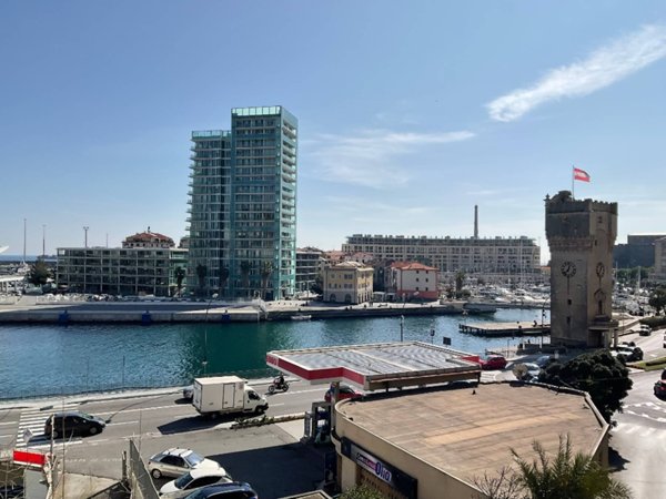 appartamento in vendita a Savona