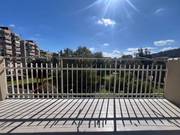 appartamento in vendita a Savona in zona Santuario
