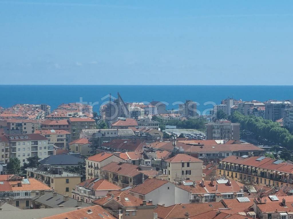 appartamento in vendita a Savona