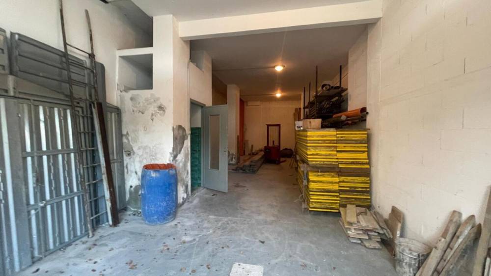 locale di sgombero in vendita a Savona