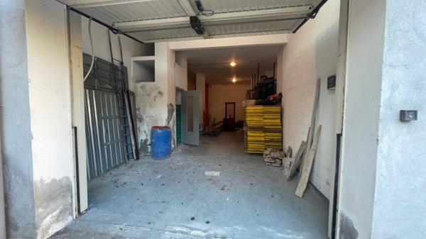 locale di sgombero in vendita a Savona