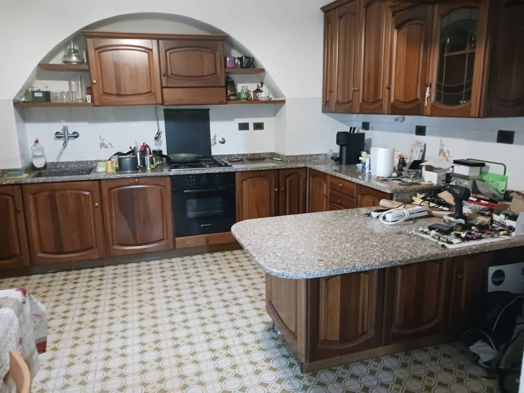 appartamento in vendita a Savona in zona Centro Storico