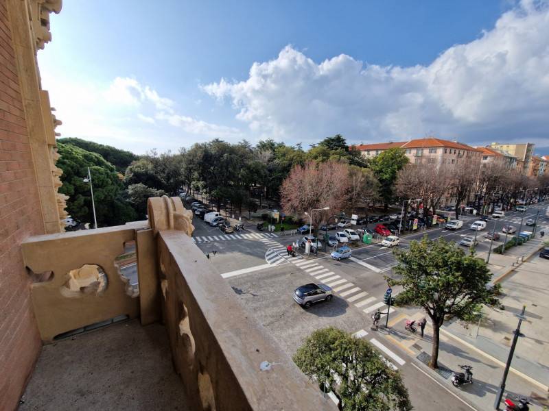appartamento in vendita a Savona in zona Centro Storico
