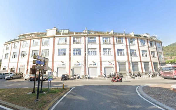 appartamento in vendita a Savona in zona Centro Storico