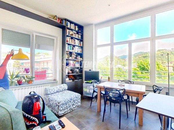 appartamento in vendita a Savona in zona Montemoro