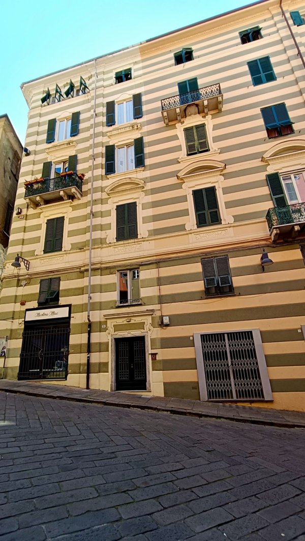 appartamento in vendita a Savona in zona Centro Storico