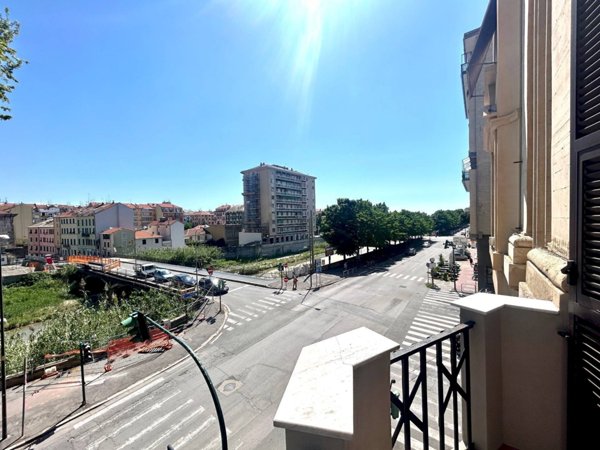 appartamento in vendita a Savona in zona Centro Storico