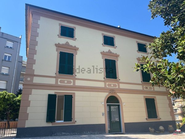 casa indipendente in vendita a Savona