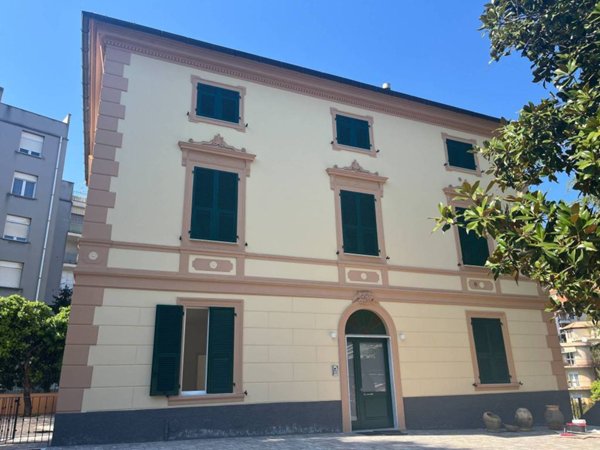 casa indipendente in vendita a Savona