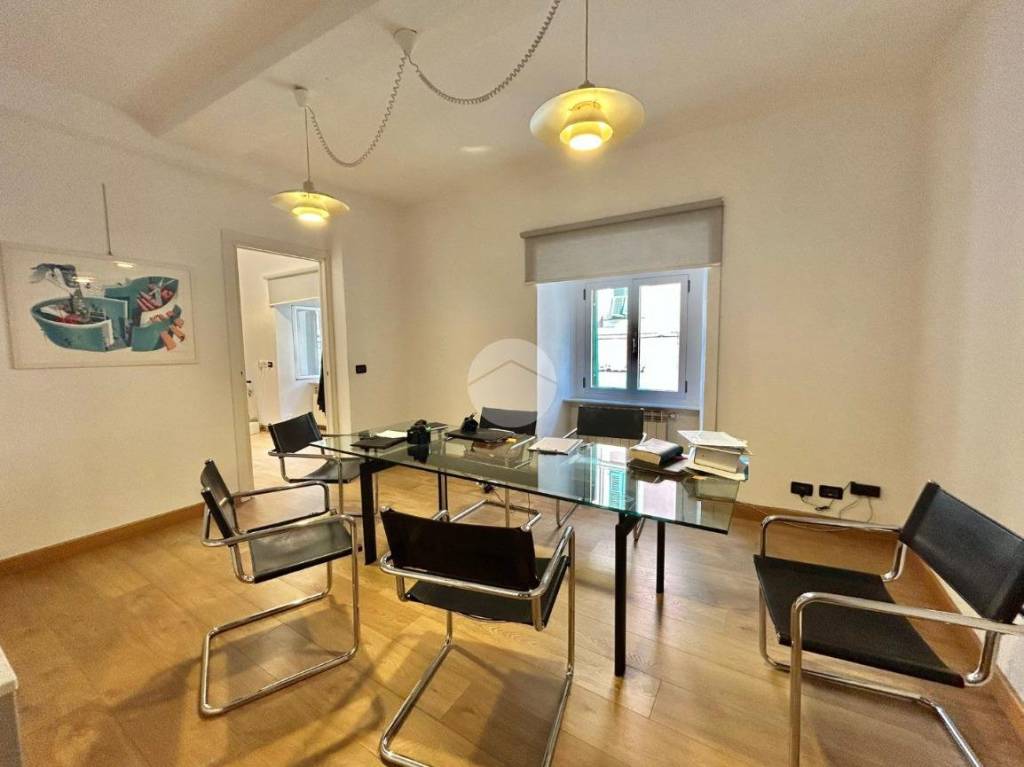 appartamento in vendita a Savona in zona Centro Storico