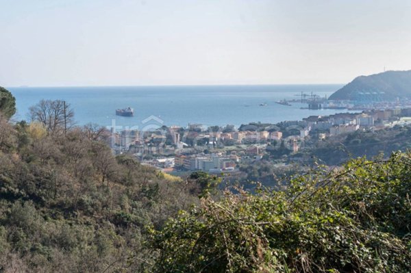 casa indipendente in vendita a Savona