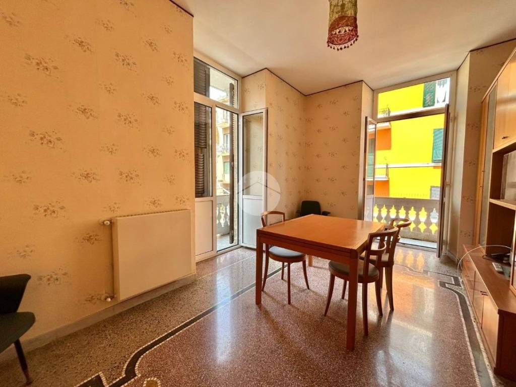 appartamento in vendita a Savona in zona Centro Storico