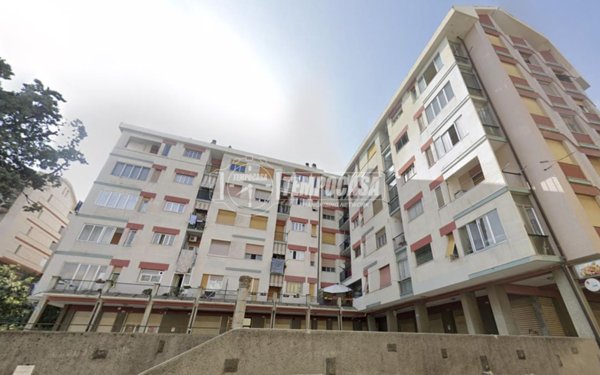 appartamento in vendita a Savona in zona Centro Storico
