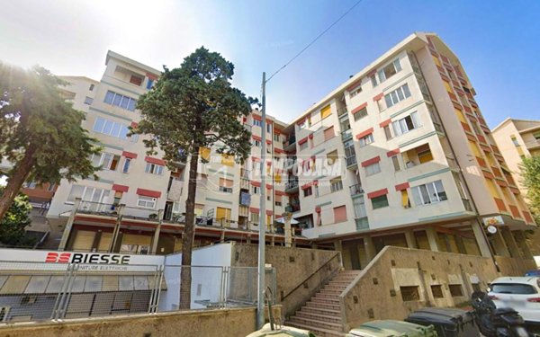 appartamento in vendita a Savona in zona Centro Storico