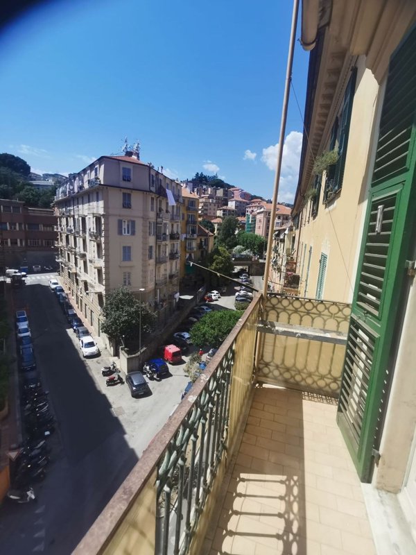 appartamento in vendita a Savona in zona Centro Storico