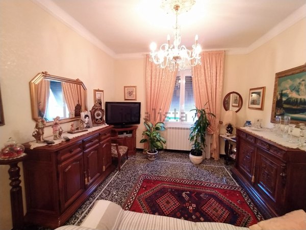appartamento in vendita a Savona in zona Centro Storico