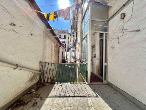 appartamento in vendita a Savona in zona Centro Storico