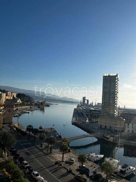 appartamento in vendita a Savona in zona Centro Storico