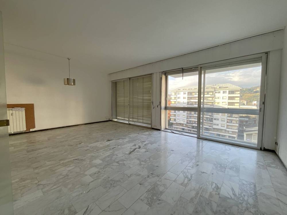 appartamento in vendita a Savona in zona Centro Storico