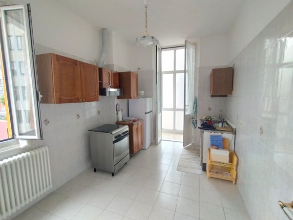 appartamento in vendita a Savona in zona Centro Storico
