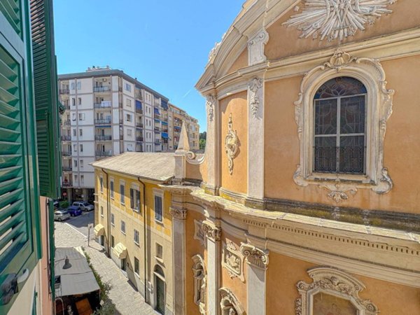 appartamento in vendita a Savona in zona Centro Storico