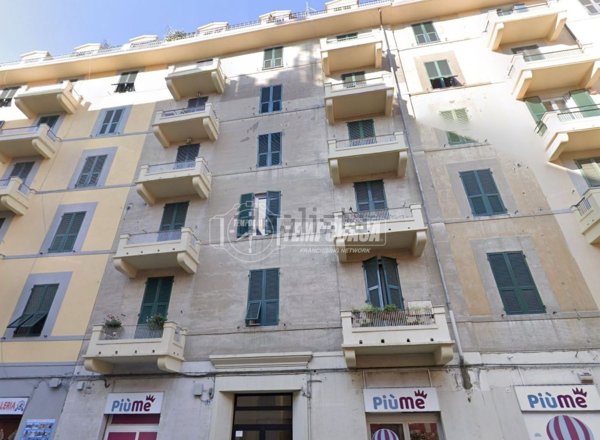 appartamento in vendita a Savona in zona Centro Storico