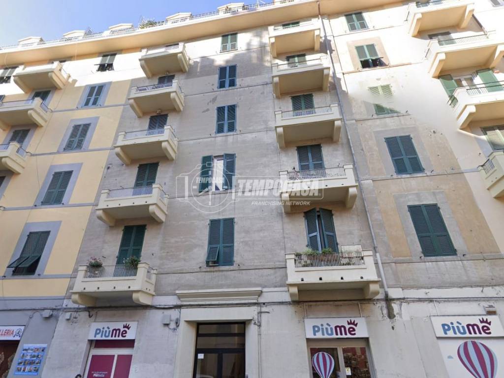 appartamento in vendita a Savona in zona Centro Storico
