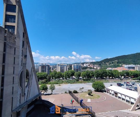 appartamento in vendita a Savona in zona Centro Storico