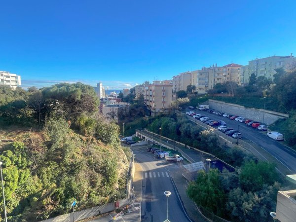 appartamento in vendita a Savona