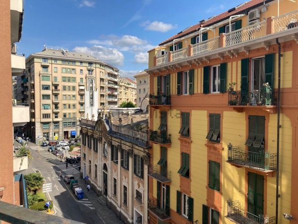 appartamento in vendita a Savona in zona Centro Storico