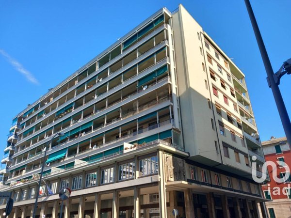 appartamento in vendita a Savona in zona Centro Storico