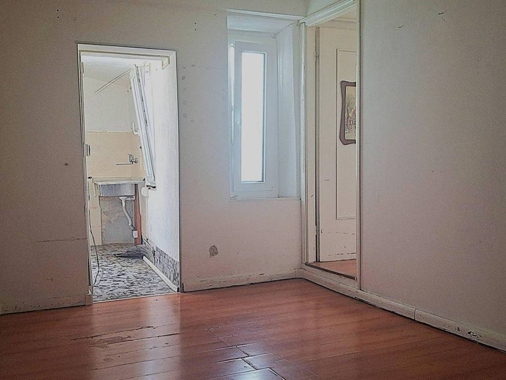 appartamento in vendita a Savona in zona Centro Storico