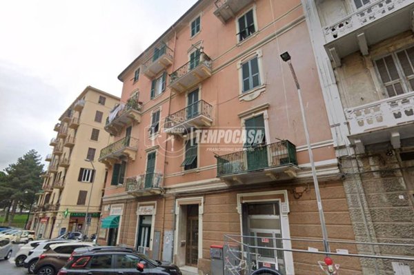appartamento in vendita a Savona in zona Centro Storico