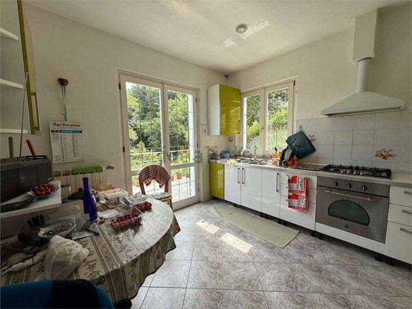 casa indipendente in vendita a Savona