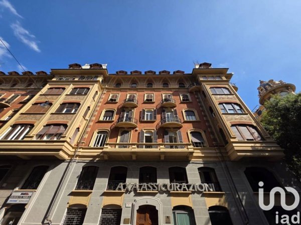 ufficio in vendita a Savona in zona Centro Storico