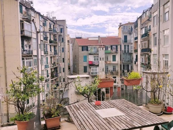 appartamento in vendita a Savona in zona Centro Storico
