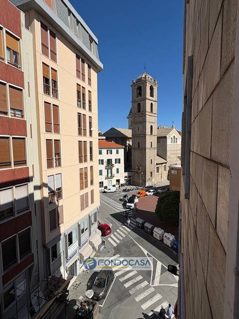 appartamento in vendita a Savona in zona Centro Storico