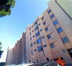 appartamento in vendita a Savona in zona Centro Storico