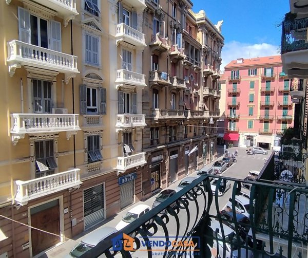 appartamento in vendita a Savona in zona Centro Storico
