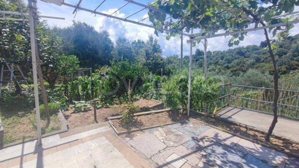 terreno agricolo in vendita a Savona in zona Conca Verde