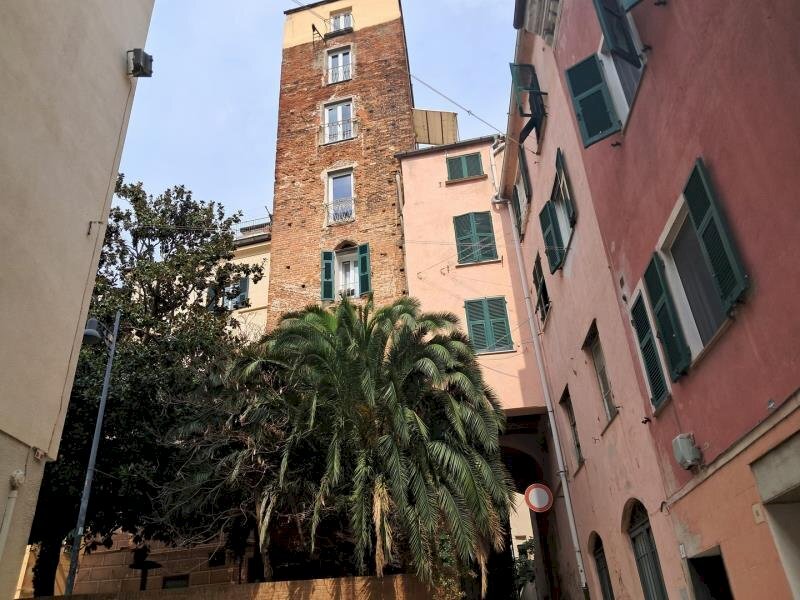 appartamento in vendita a Savona in zona Centro Storico