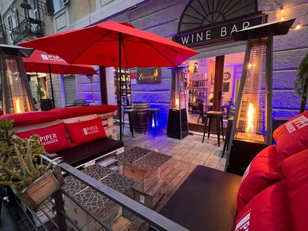 negozio in vendita a Savona in zona Centro Storico