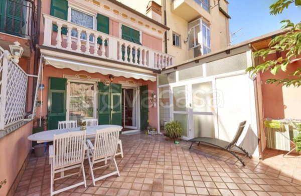 casa indipendente in vendita a Savona in zona Galleria Ranco