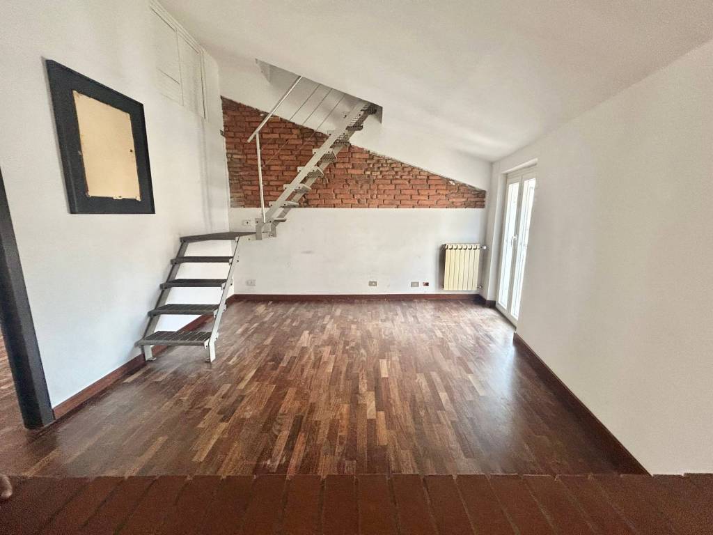 appartamento in vendita a Savona in zona Centro Storico
