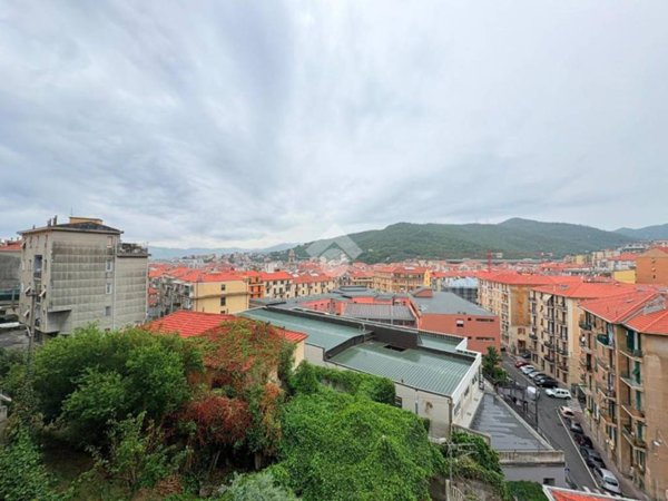 appartamento in vendita a Savona in zona Centro Storico